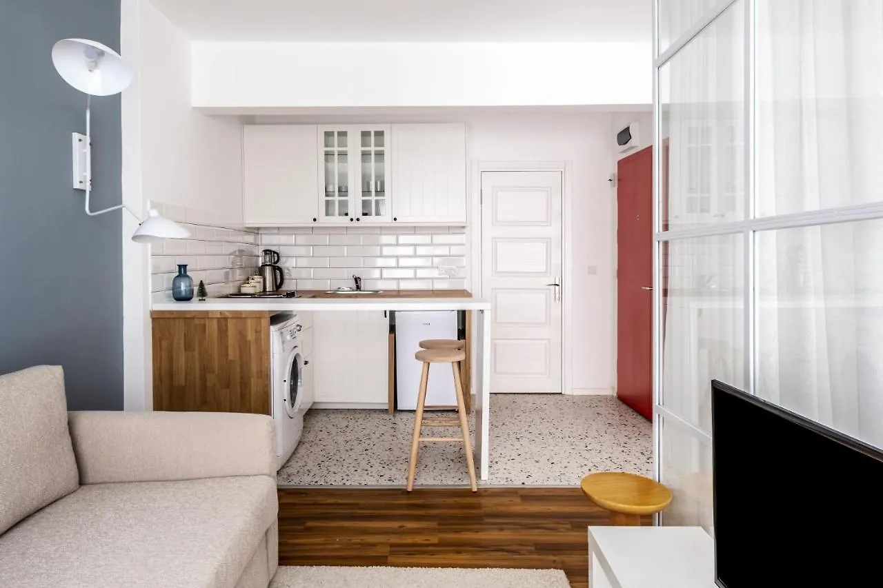 Sleek Studio Flat With Central Location In Kadikoy Apartment Istanbul