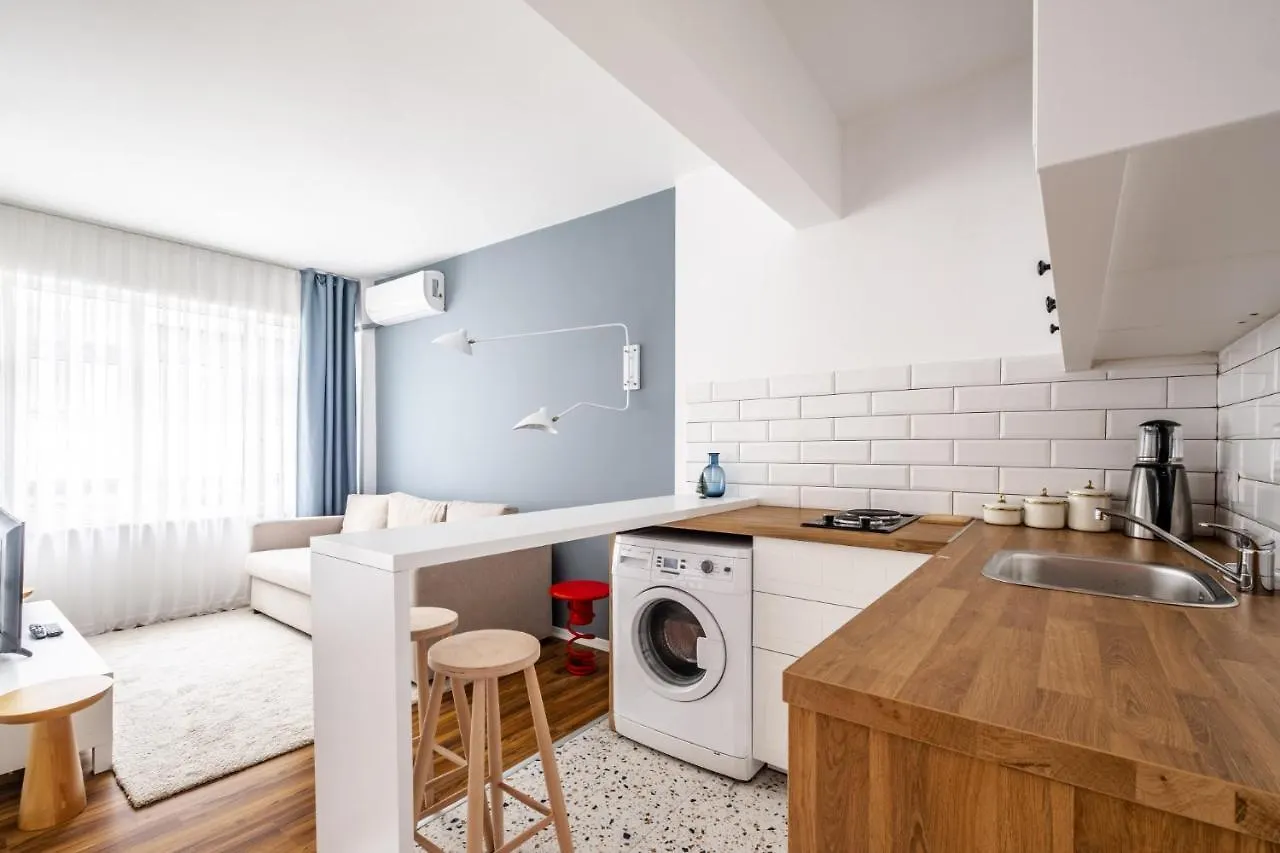 Sleek Studio Flat With Central Location In Kadikoy Apartment Istanbul