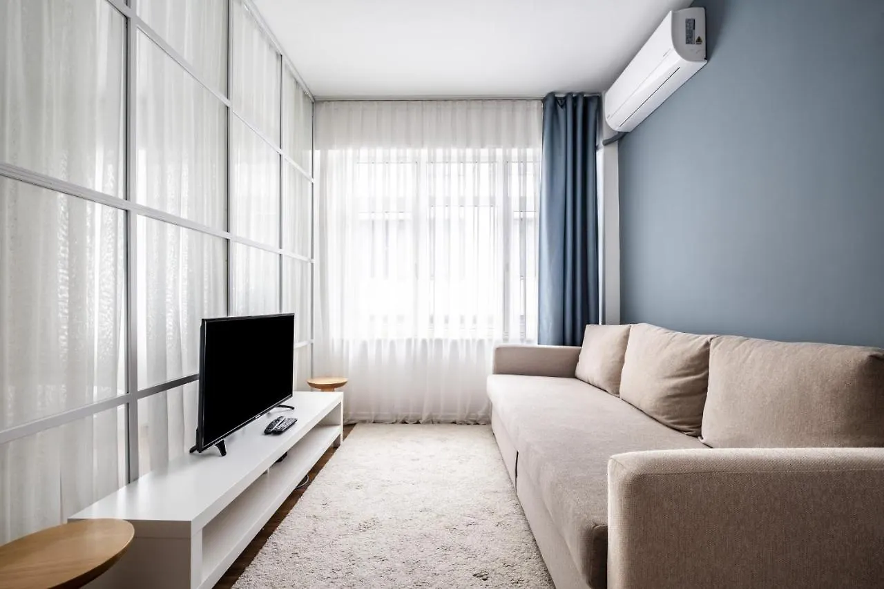 Sleek Studio Flat With Central Location In Kadikoy location